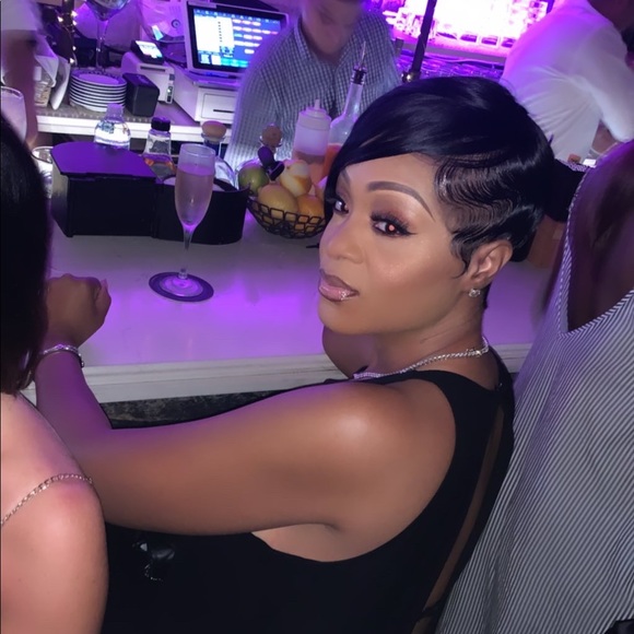 Meet your Posher, Keish - Picture 2 of 4